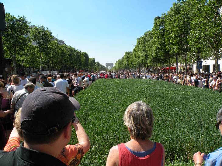  Champs Elysées, les paysans à Paris